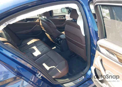 2022 BMW 530E xDrive z USA, uszkodzony, nr VIN WBA33AG06NCJ88977